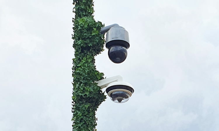 caméra de surveillance extérieur